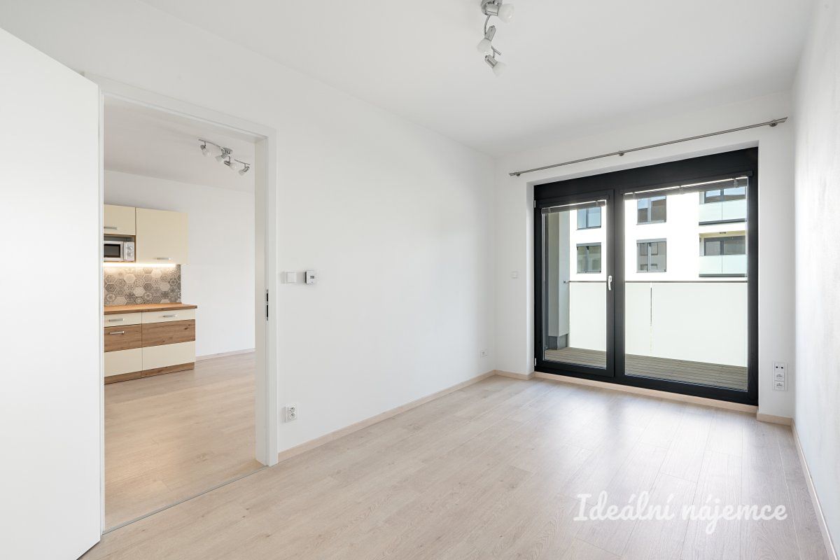 Pronájem bytu 2+kk 47 m² – fotografie 5