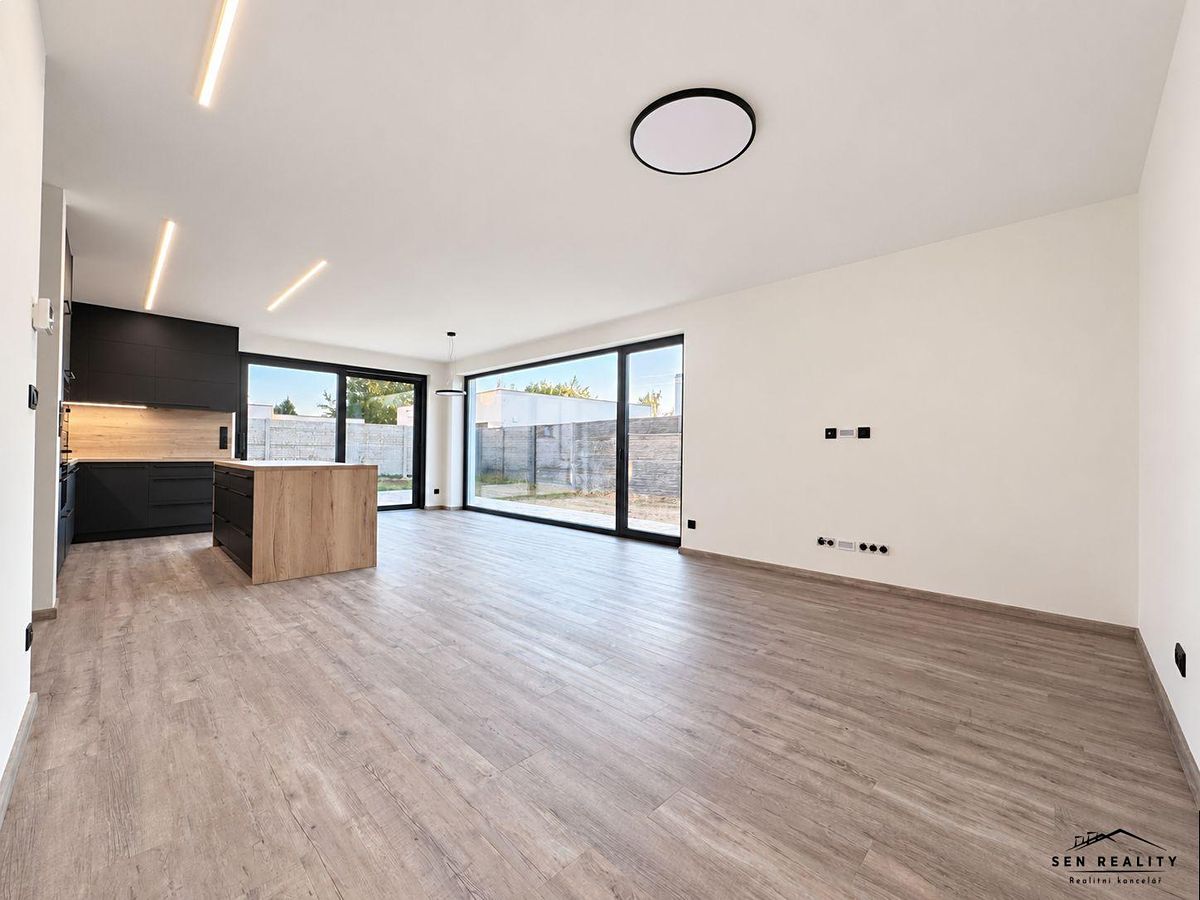 Prodej rodinného domu 112 m², pozemek 519 m² – fotografie 5
