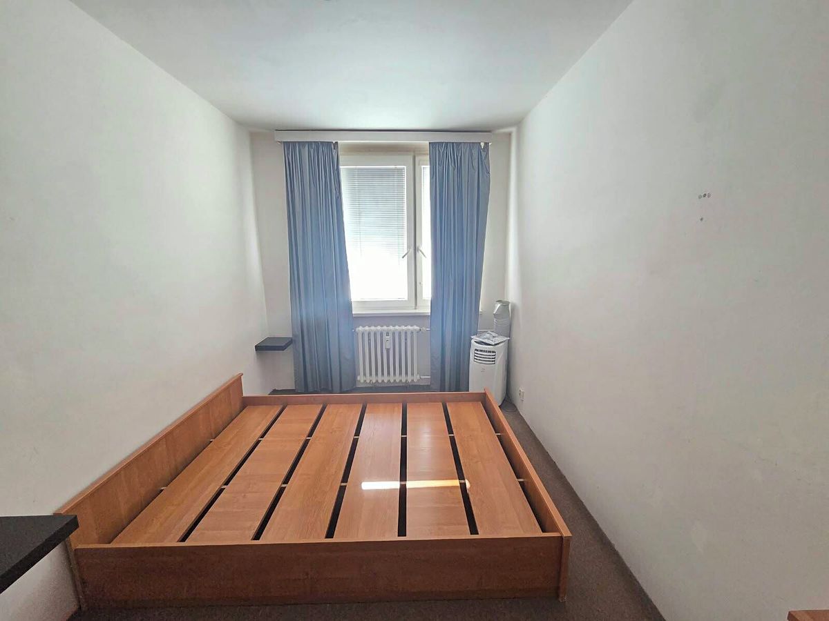 Pronájem bytu 2+kk 39 m² – fotografie 5