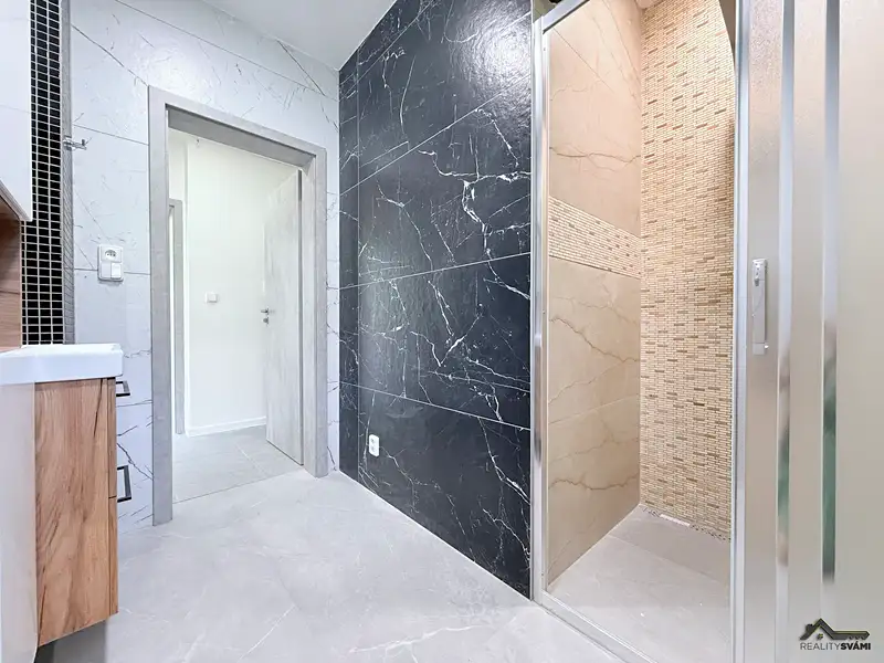 Prodej rodinného domu 200 m², pozemek 441 m², Metylovice – náhled fotky 2