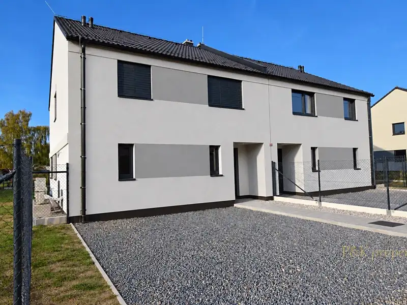 Prodej rodinného domu 143 m², pozemek 419 m², Červený Újezd – náhled fotky 1
