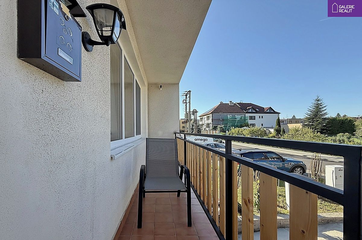 Prodej rodinného domu 215 m², pozemek 397 m² – fotografie 4