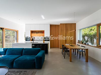 Prodej rodinného domu 157 m², pozemek 781 m²