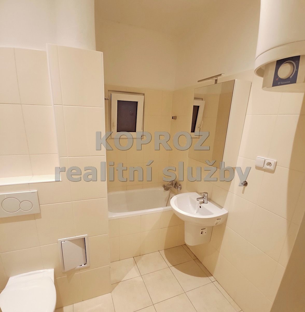 Pronájem bytu 1+kk 22 m² – fotografie 4