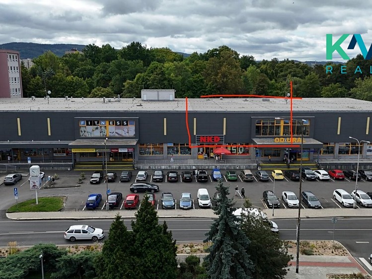 Комерційне приміщення в оренду, 720 м² (1 з 7)