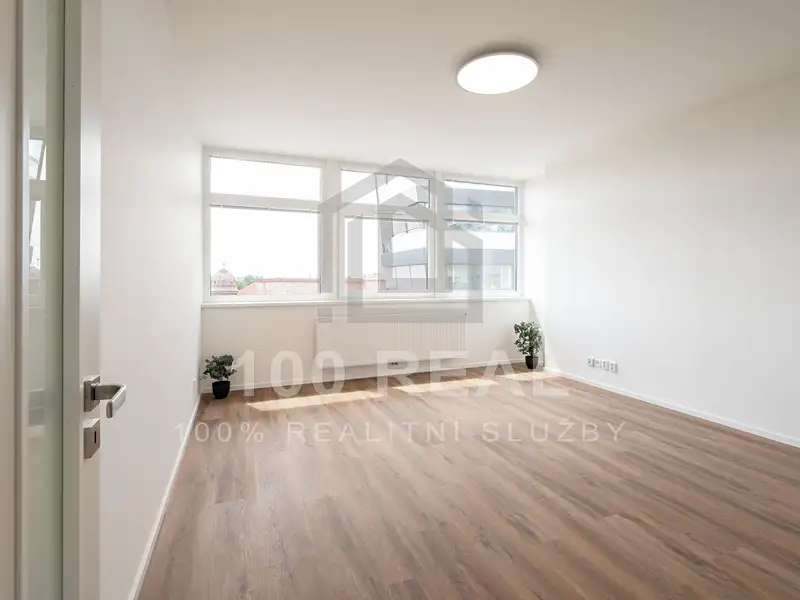 Pronájem bytu 2+kk 51 m², Pardubice – náhled fotky 3