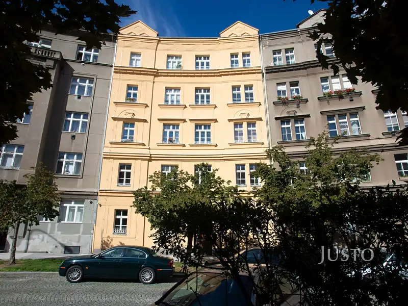 Pronájem bytu 2+1 78 m², Praha – náhled fotky 2