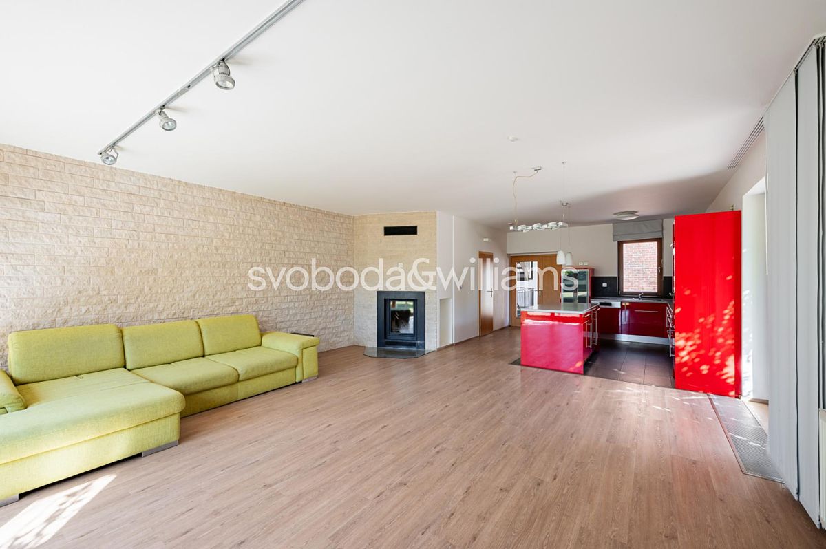 Prodej rodinného domu 416 m², pozemek 1787 m² – fotografie 5