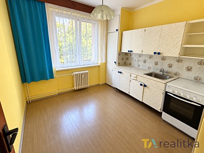 Prodej bytu 3+1, 75 m² (2 z 12)