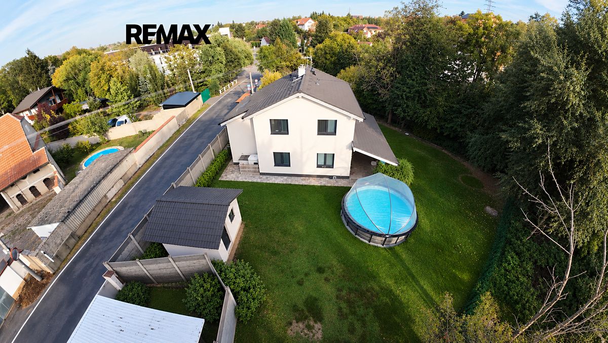 Prodej rodinného domu 160 m², pozemek 821 m²