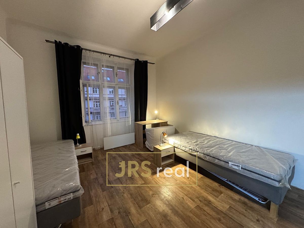 Pronájem bytu 1+kk 32 m² – fotografie 5