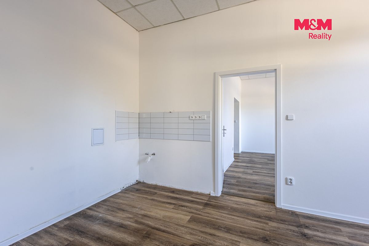 Pronájem obchodního prostoru 53 m² – fotografie 5
