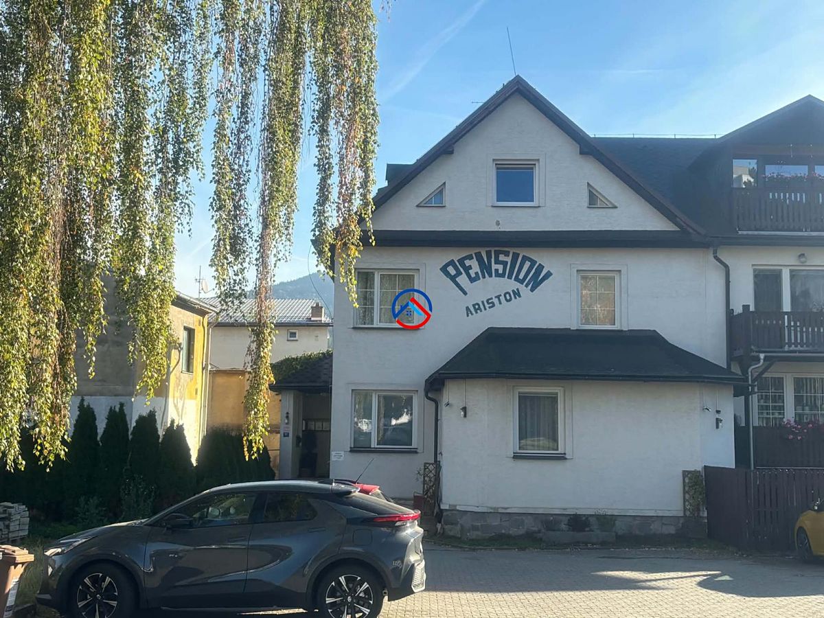 Pronájem bytu 2+kk 46 m², Jeseník – fotka 1 z 3
