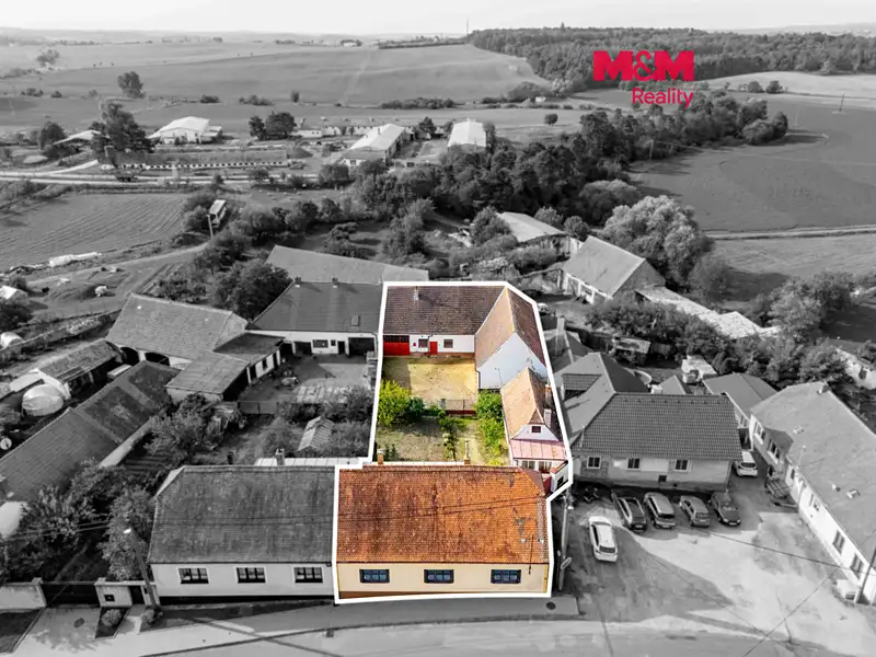 Prodej rodinného domu 130 m², pozemek 925 m², Hostim – náhled fotky 1
