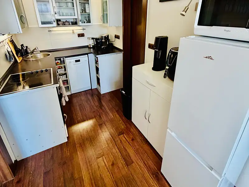 Pronájem bytu 1+1 50 m², Hradec Králové – náhled fotky 1
