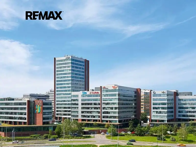 Pronájem kanceláře 447 m², Praha – náhled fotky 1