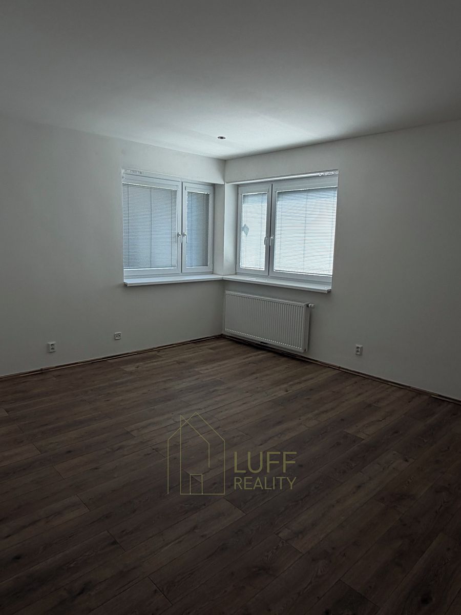 Pronájem bytu 3+1 63 m² – fotografie 4