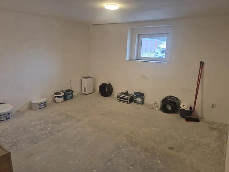 Pronájem skladového prostoru 25 m², Praha – náhled fotky 1