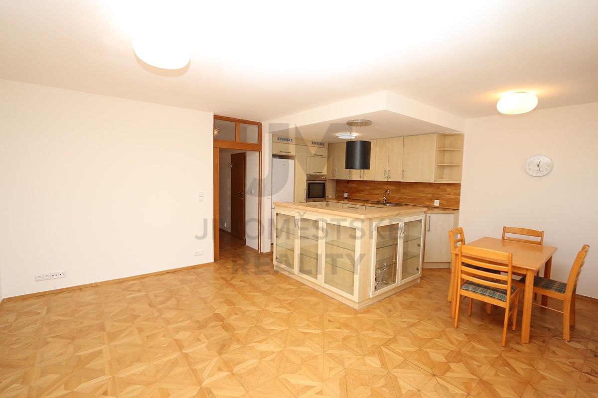 Pronájem bytu 3+kk 80 m² – fotografie 2