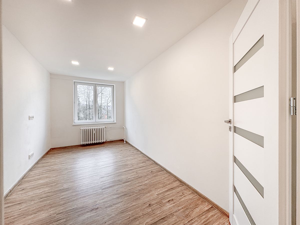 Pronájem bytu 2+kk 47 m² – fotografie 3