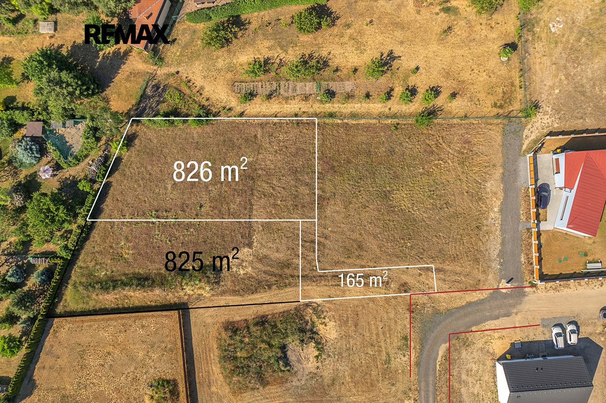 Prodej stavebního pozemku 826 m²