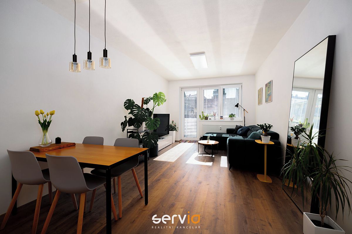 Pronájem bytu 2+kk 56 m² – fotografie 2