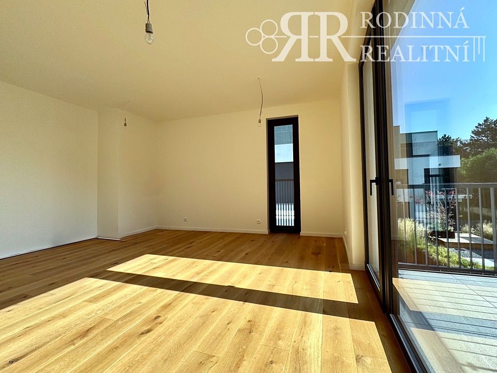 Pronájem bytu 3+kk 75 m² – fotografie 5