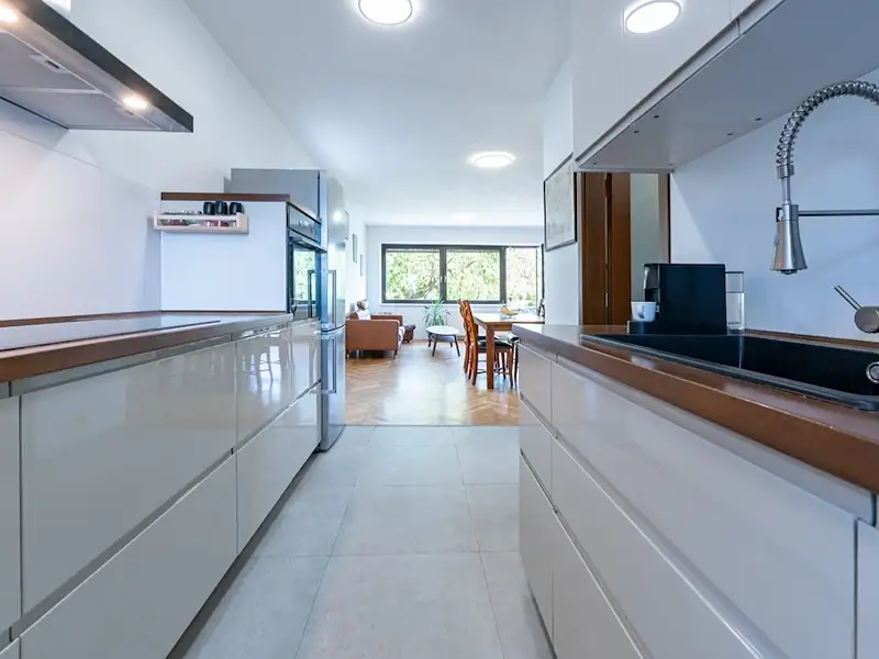 Prodej bytu 2+kk 103 m², Praha – náhled fotky 2