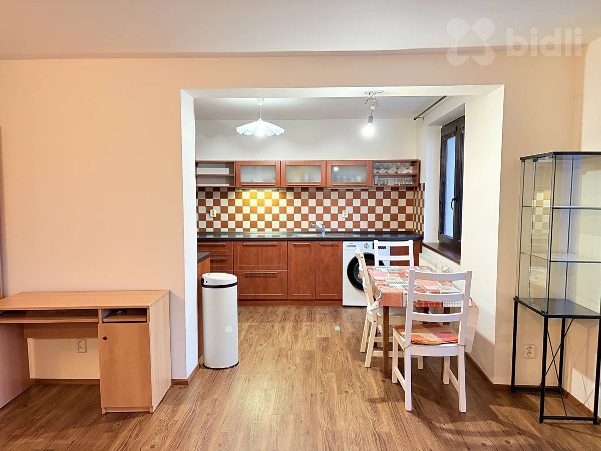 Pronájem bytu 4+1 104 m² – fotografie 4