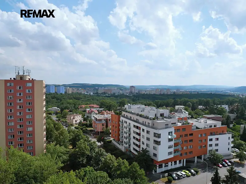 Prodej bytu 4+kk 73 m², Praha – náhled fotky 3