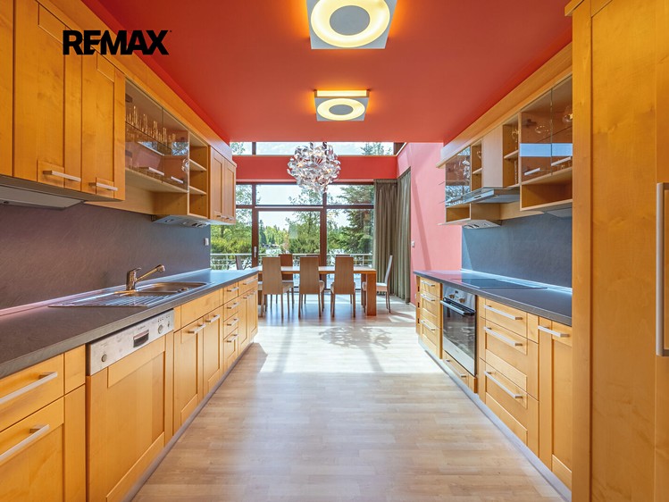 Prodej domu, 238 m² (11 z 30)
