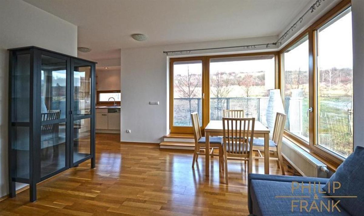 Pronájem bytu 2+kk 56 m²