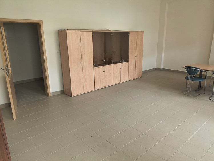 Prodej komerčního prostoru, 64 m² (9 z 15)