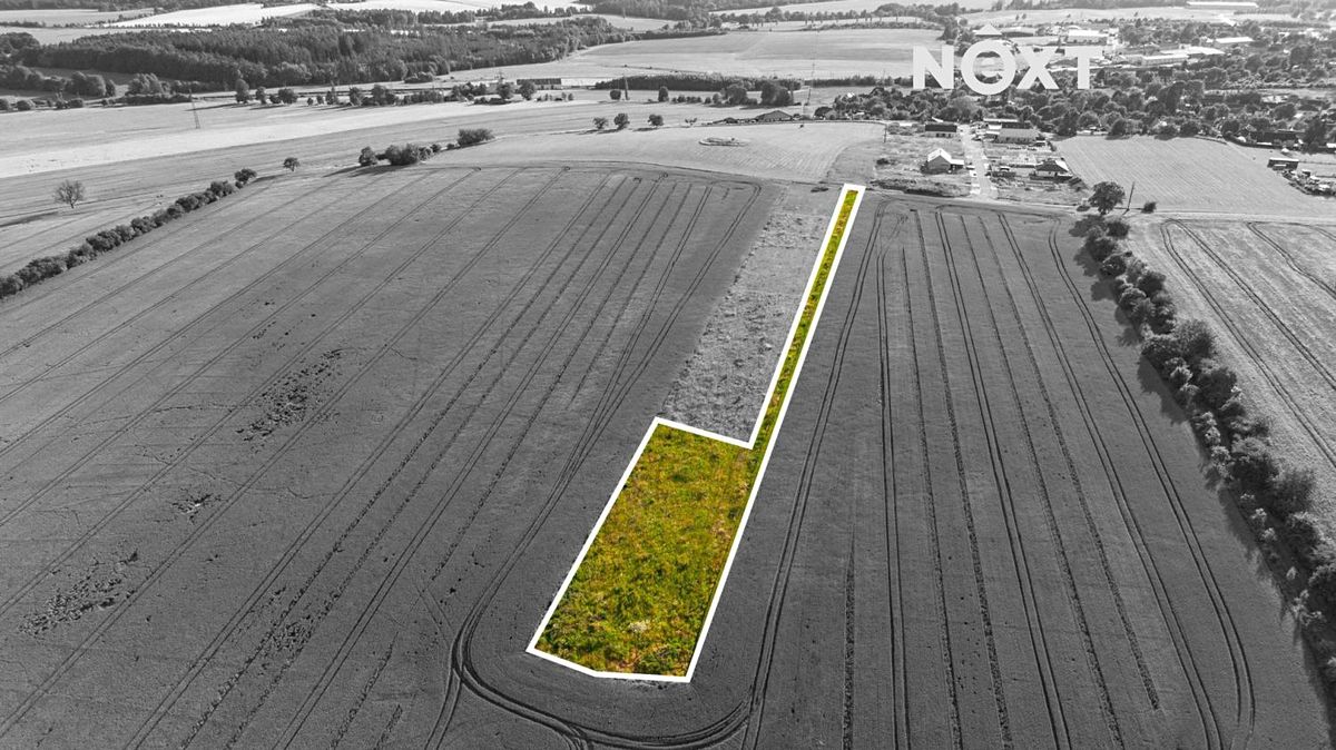 Prodej stavebního pozemku 3281 m² – fotografie 2