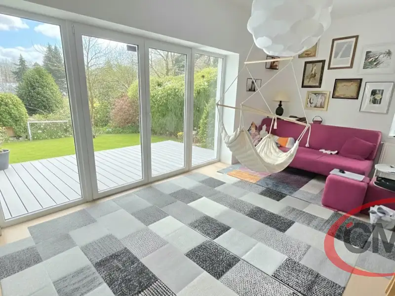 Pronájem rodinného domu 200 m², pozemek 534 m², Praha – náhled fotky 3