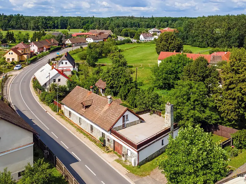 Prodej rodinného domu 206 m², pozemek 675 m², Třebechovice pod Orebem – náhled fotky 2