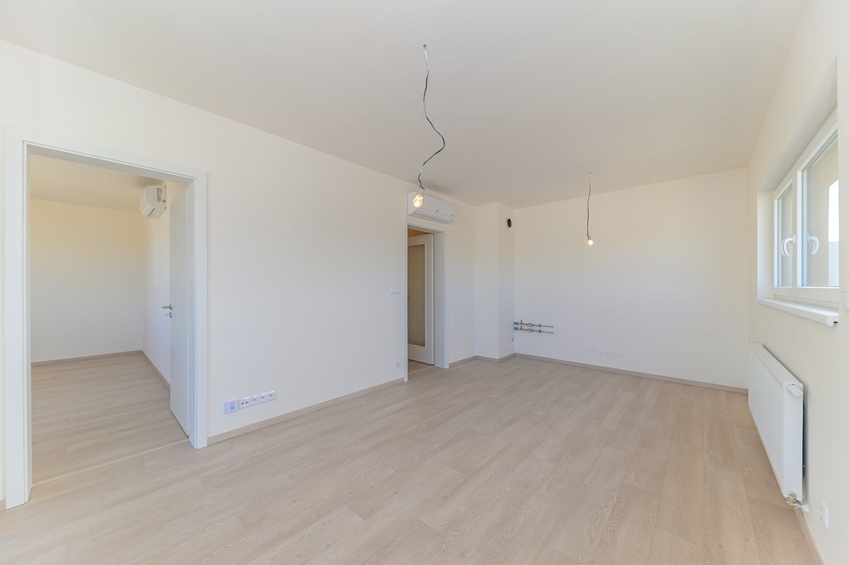 Pronájem bytu 2+kk 51 m² – fotografie 3