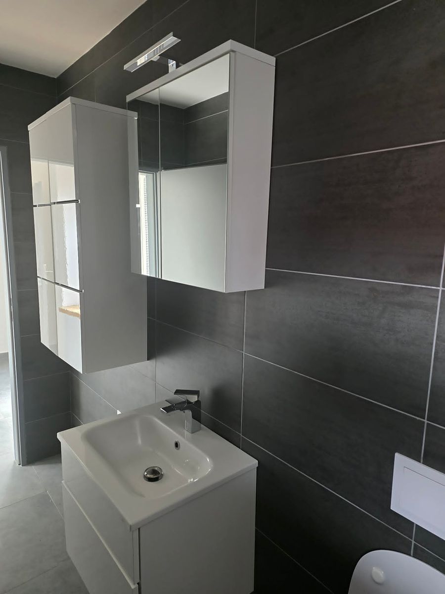 Pronájem bytu 2+1 53 m² – fotografie 2