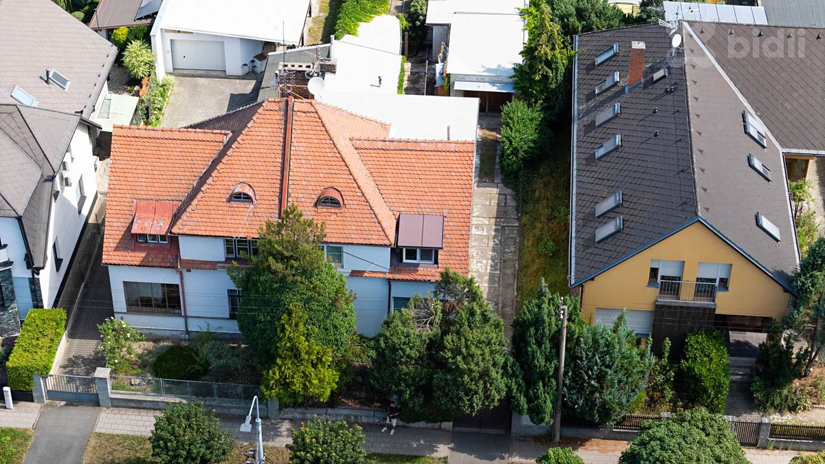 Prodej rodinného domu 146 m², pozemek 674 m²
