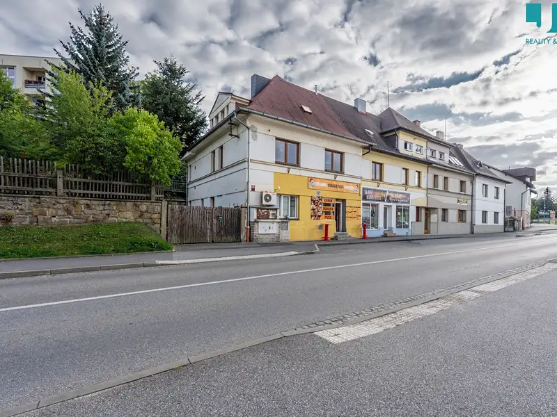 Prodej rodinného domu 180 m², pozemek 596 m², Vimperk – náhled fotky 1