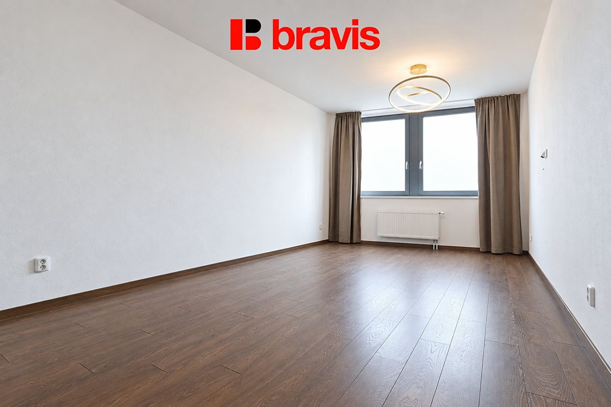 Pronájem bytu 2+kk 55 m² – fotografie 2