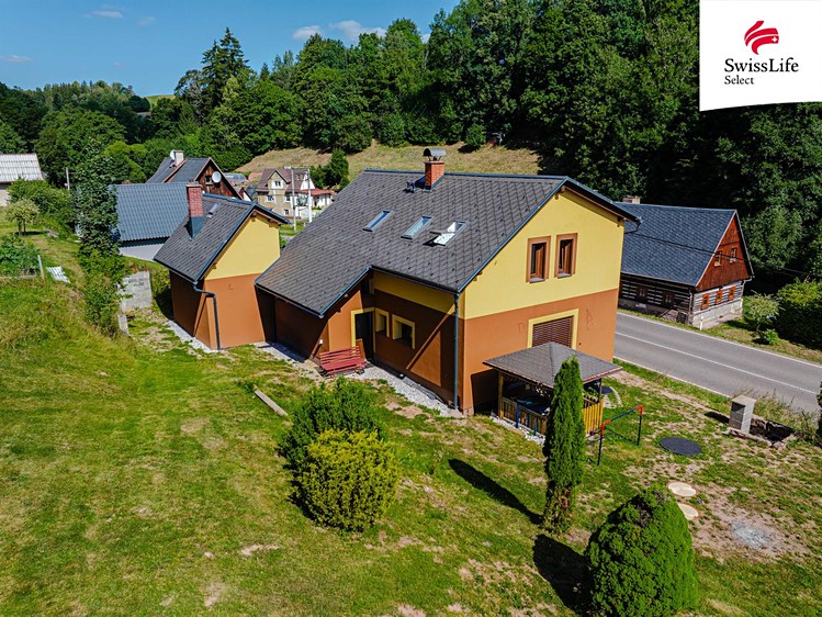 Prodej domu, 188 m² (13 z 21)