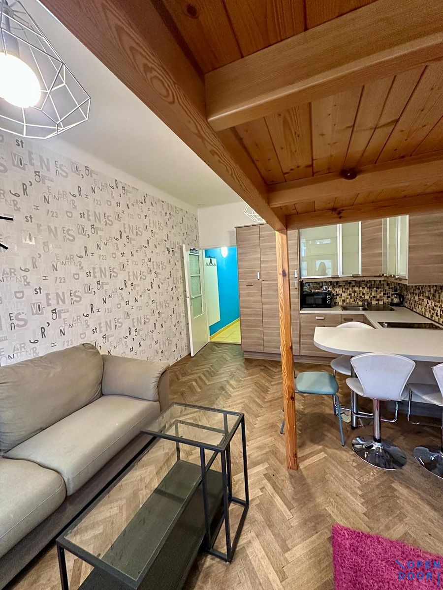 Pronájem bytu 1+kk 26 m² – fotografie 3