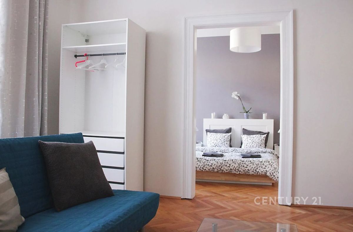 Pronájem bytu 2+1 70 m² – fotografie 4