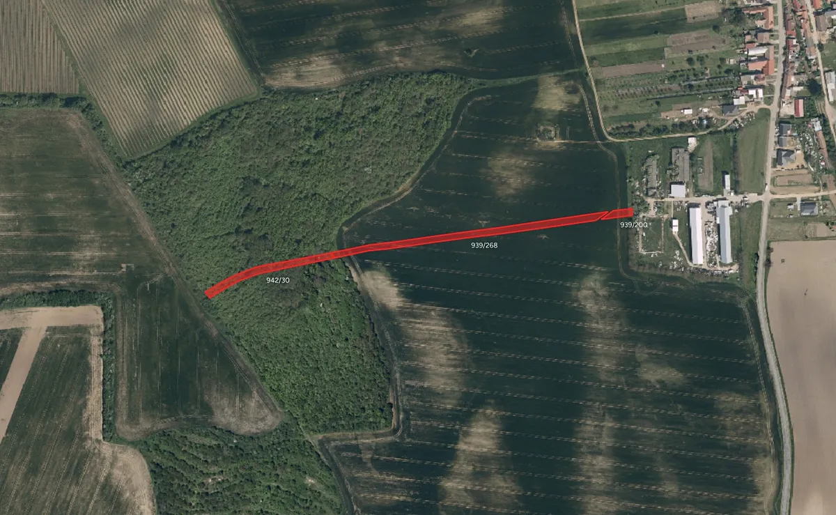 Prodej pole 10528 m²