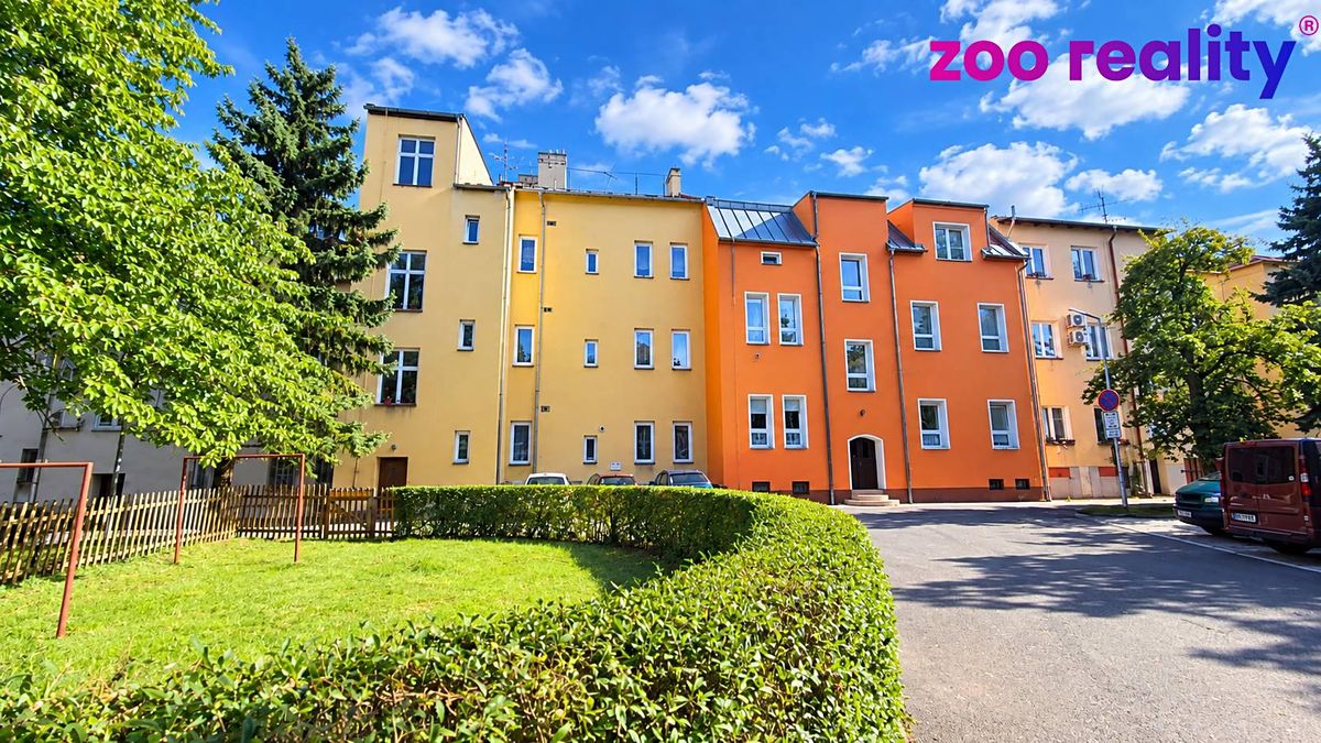 Pronájem bytu 3+1 168 m²