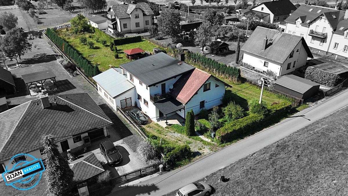 Prodej vícegeneračního domu 234 m², pozemek 2191 m², Karlovice – fotka 1 z 3