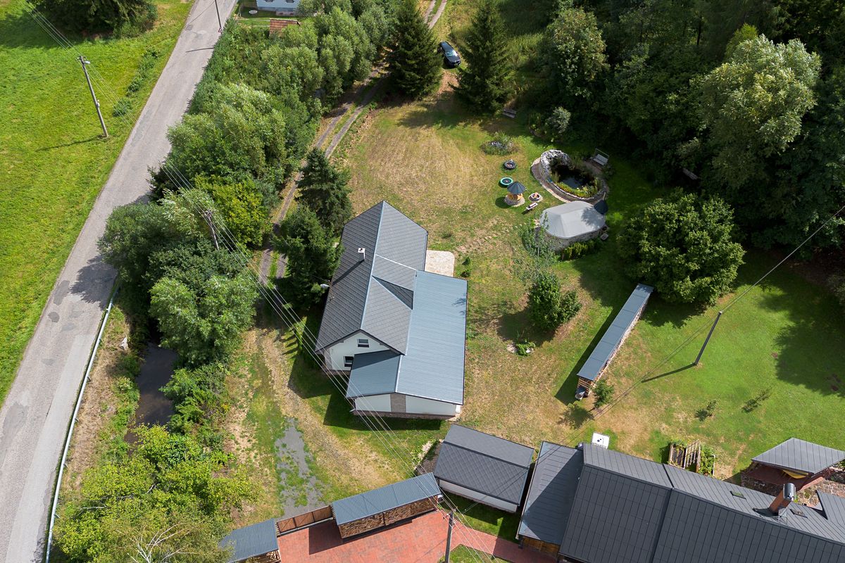 Prodej rodinného domu 216 m², pozemek 1354 m²