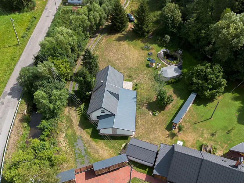 Prodej rodinného domu 216 m², pozemek 1354 m², Stará Paka – náhled fotky 1