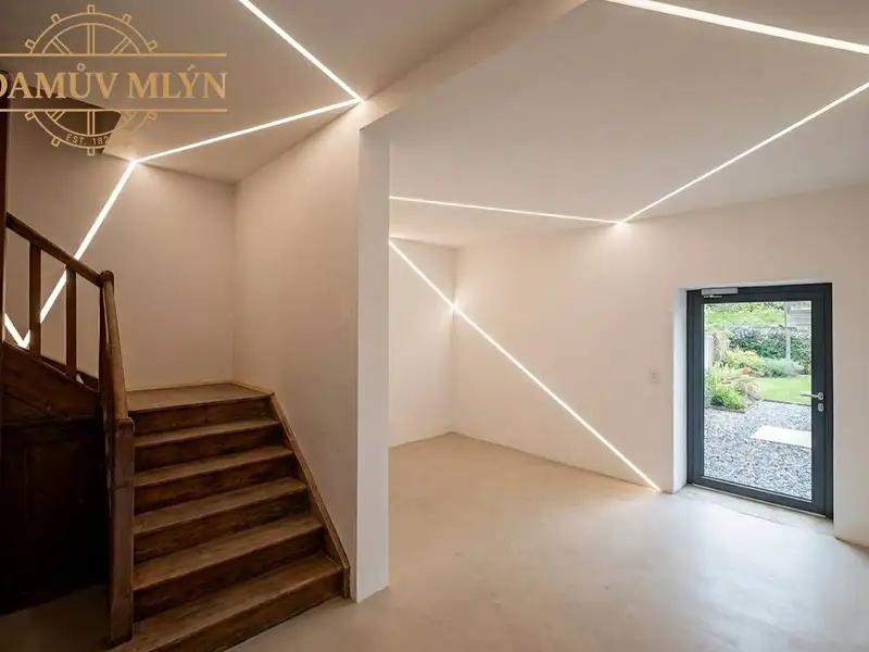Prodej rodinného domu 670 m², pozemek 29000 m², Lichnov – náhled fotky 2